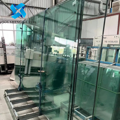 أوراق الزجاج المصفوفة الشفافة جداً 1830*2440mm PVB Safety Laminated Glass