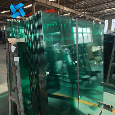 الزجاج المصفوف من نوع PVB الشفاف 12.38mm مع ثقوب